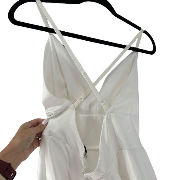 Dainty Hooligan Dress White Size L Mini Full Skirt V Neck Open Back Marilyn Chic - Picture 5 of 8